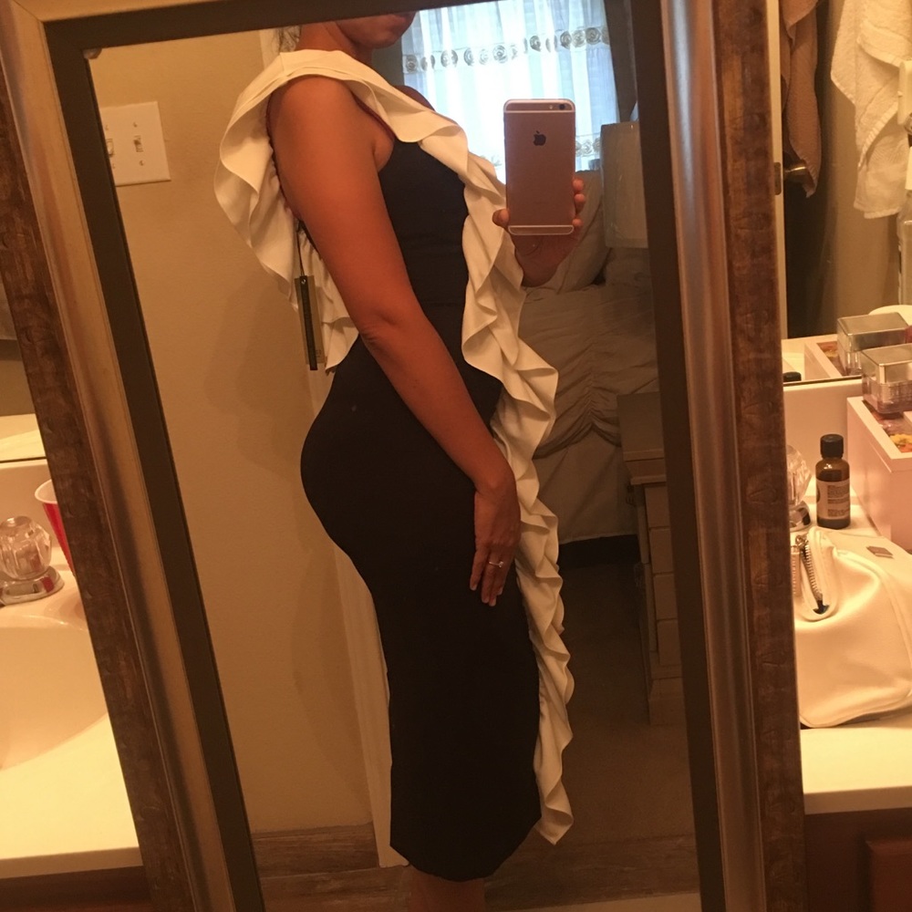 Coast black and white ruffle dress fitted curvy